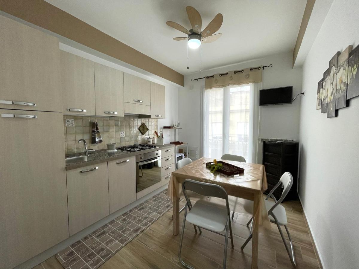 Bon Bon Apartment Mazara del Vallo Bagian luar foto